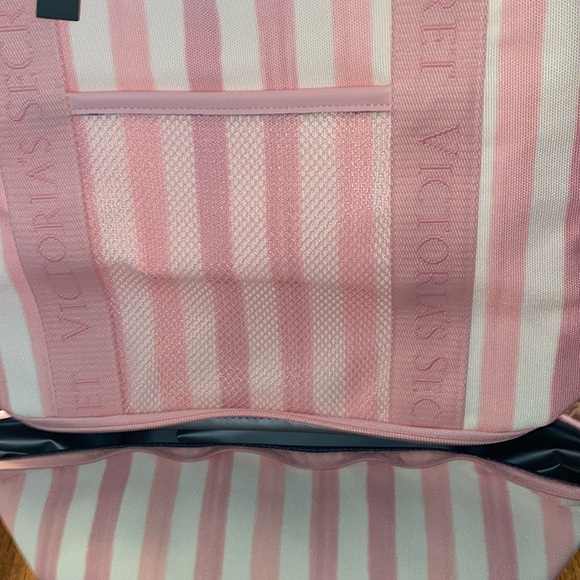 NWT Victoria’s Secret striped tote bag in canvas with cooler on the bottom - Picture 2 of 5